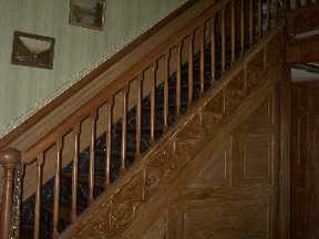 stairs.jpg (7771 bytes)